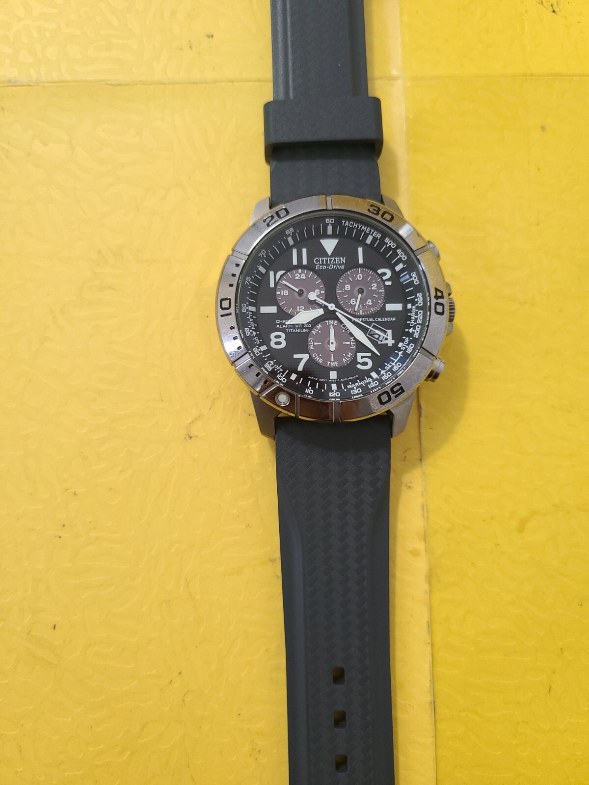 Citizen Eco Drive Watch E820 s061636 Titanium Chronograph Alarm