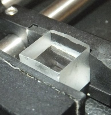 StockerYale Top Hat or Flat Top Optic 1064nm Laser to by 25mm  Line