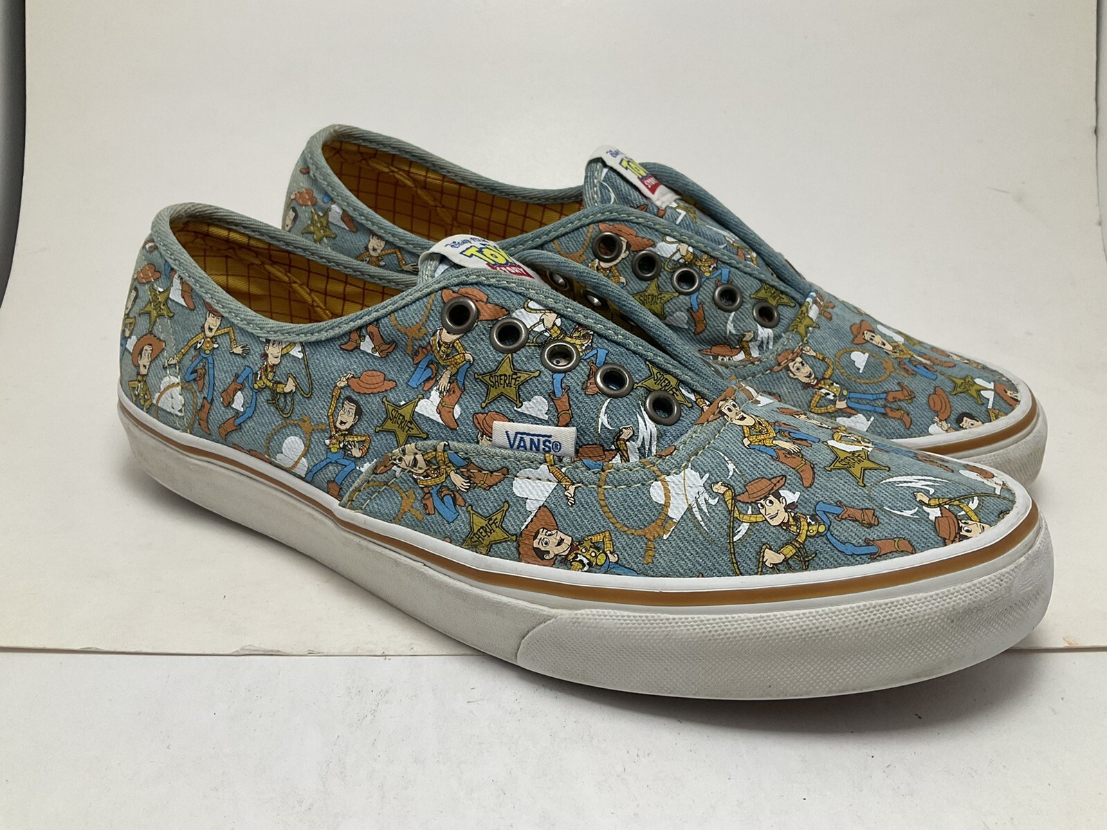 Vans x Disney Toy Story Authentic Sheriff Woody Sneak… Gem