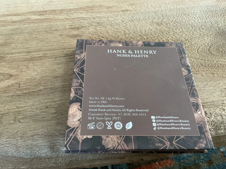 Hank & Henry Womens 9 Well Eyeshadow Palette, Nudes - Image 4 of 4