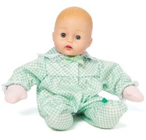 little huggums madame alexander