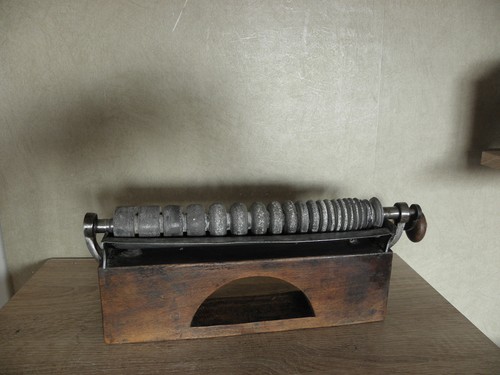 antique tool Sheffield Butchers Knife wooden carved Sharpening aylor primitive - Picture 6 of 12