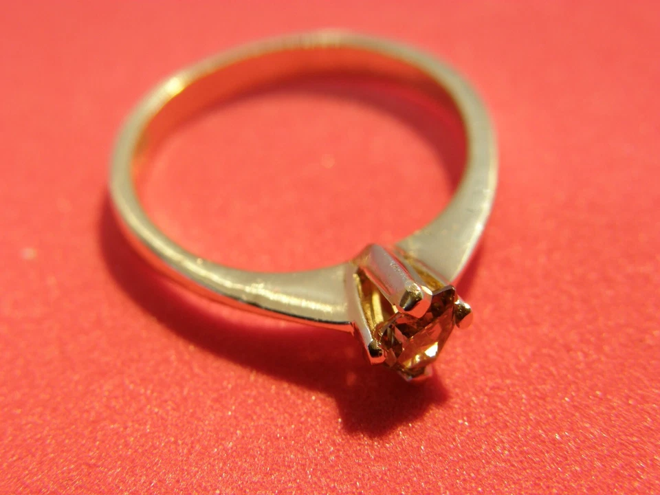 Solitär 'Herz' Diamant Ring 0,23 Karat Gelbgold 585
