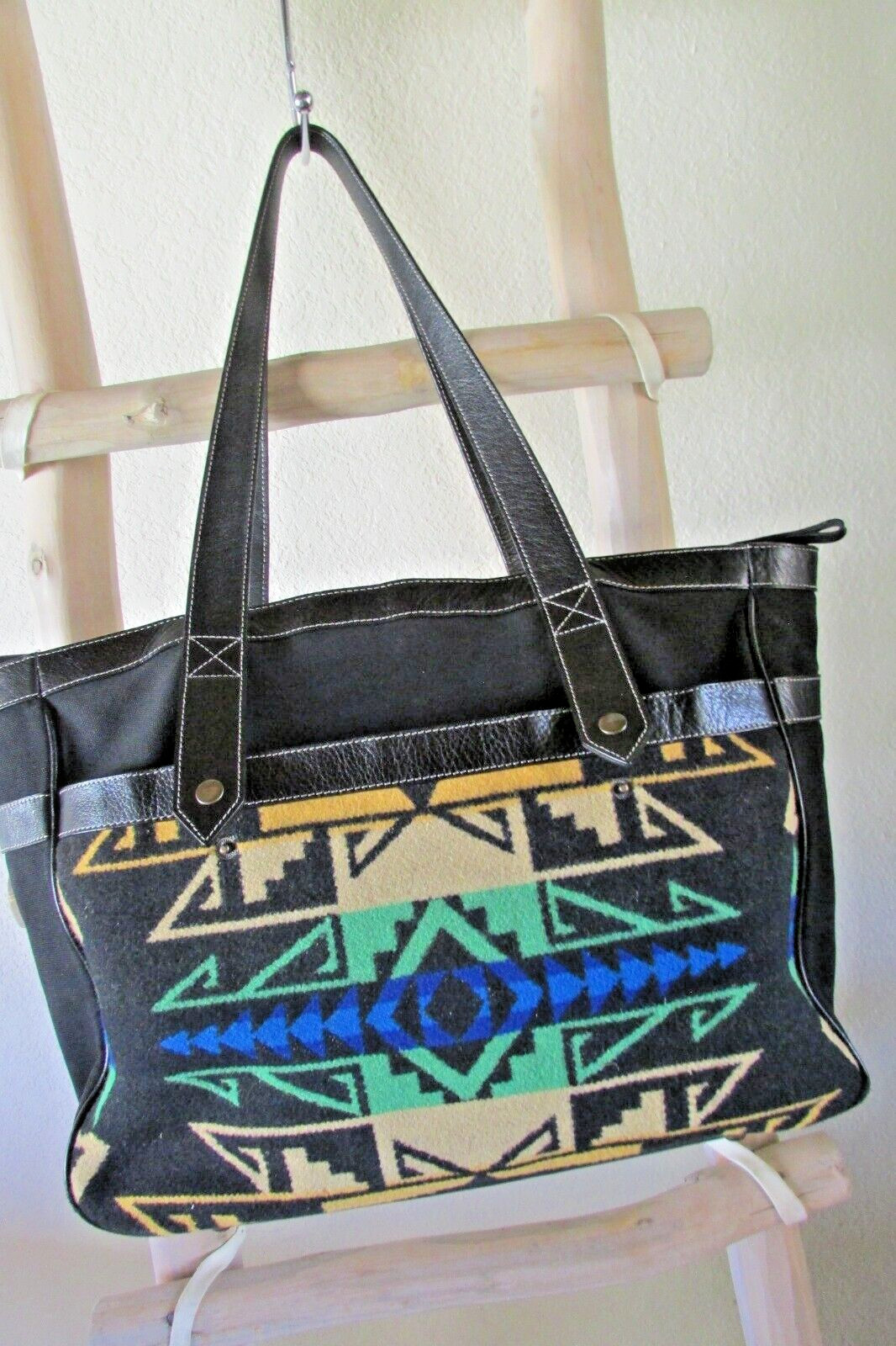 PENDLETON L BLACK CANVAS MULTI NATIVE WOOLEN BODY… - image 5