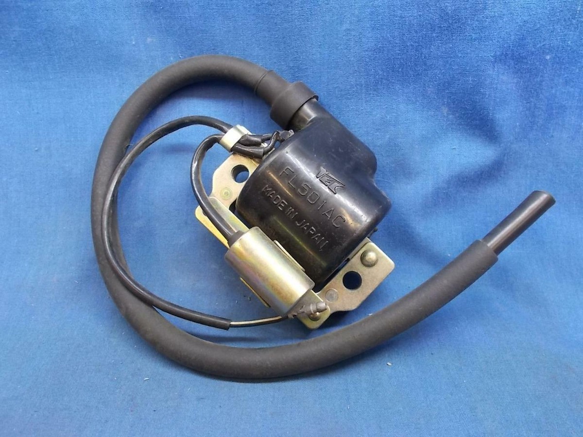Honda 30500-422-013. OEM Ignition Coil. Fits Honda GL CB CBX See