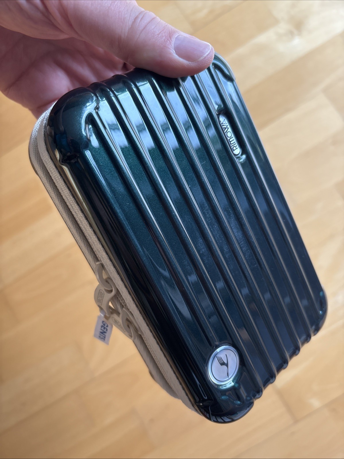 Lufthansa, First Class Kulturbeutel Rimowa GENTS Grün 