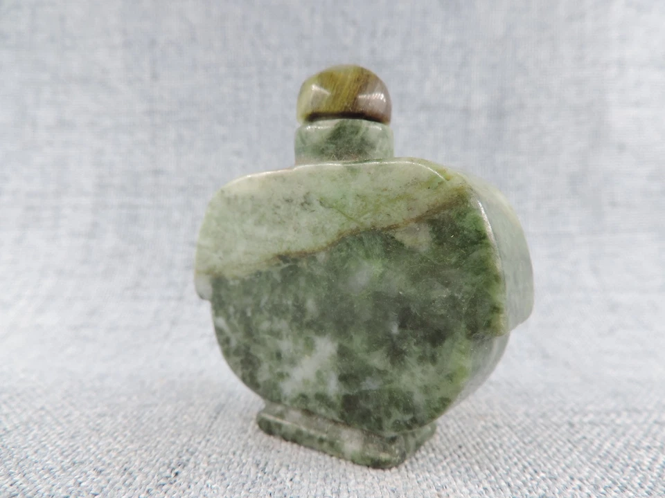 Exquisita botella de tabaco de jade hetiano de naturaleza china tallada a mano A1 Foto 4 de 4