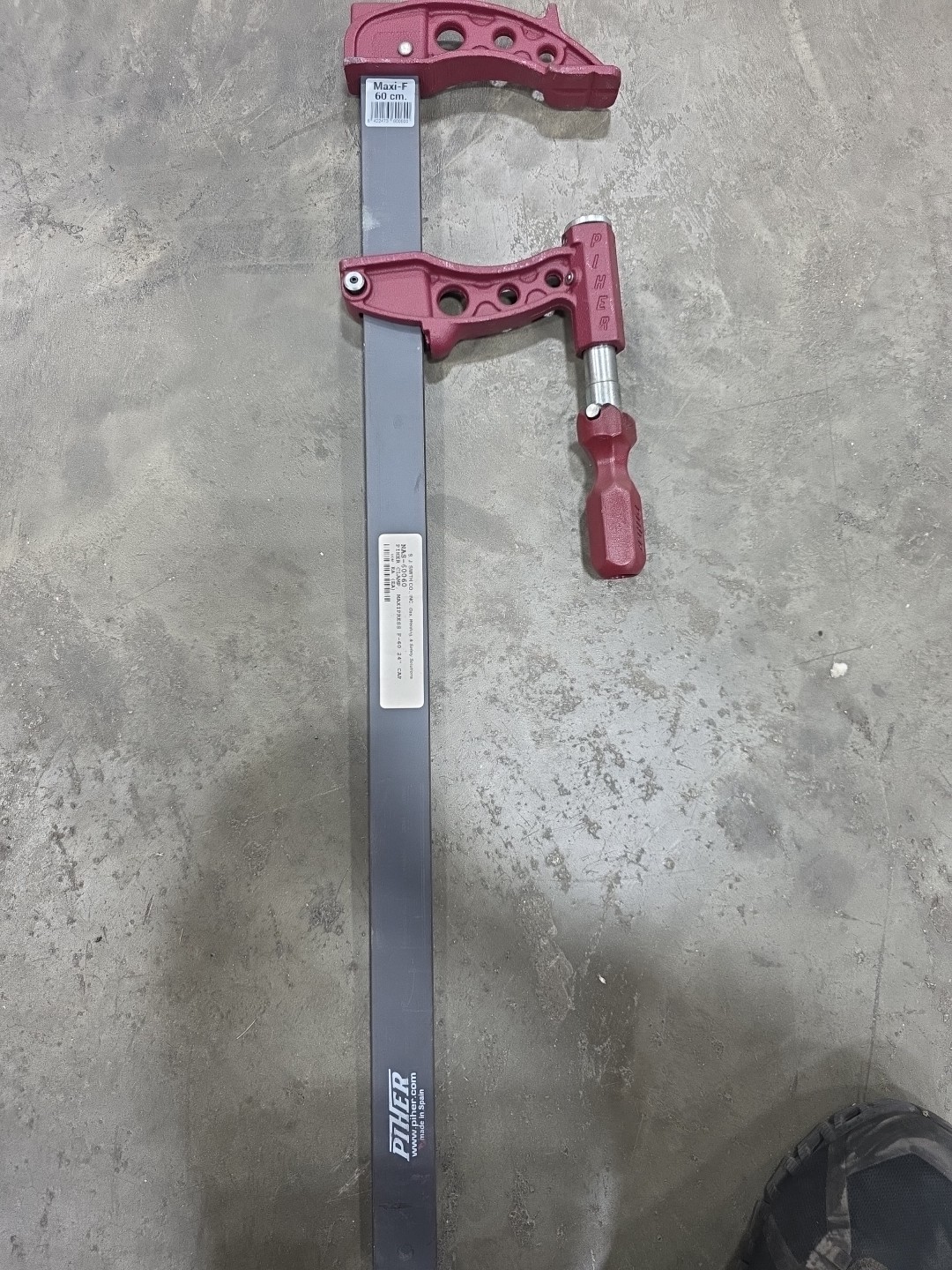 60060 PIHER CLAMP MAXI F 60 cm /24" Capacity - 4.75" Jaw, 2,025 lb. Clamp