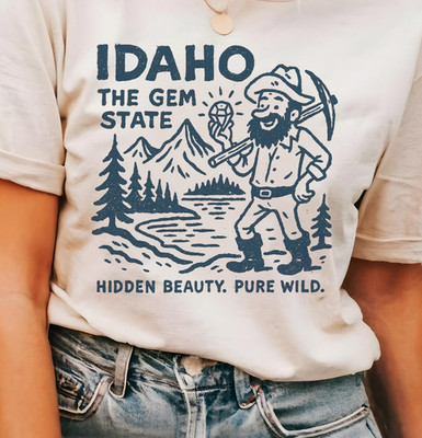Classic Retro Idaho Gem State,Vintage Outdoor Style,Perfect for Natural T-Shirt