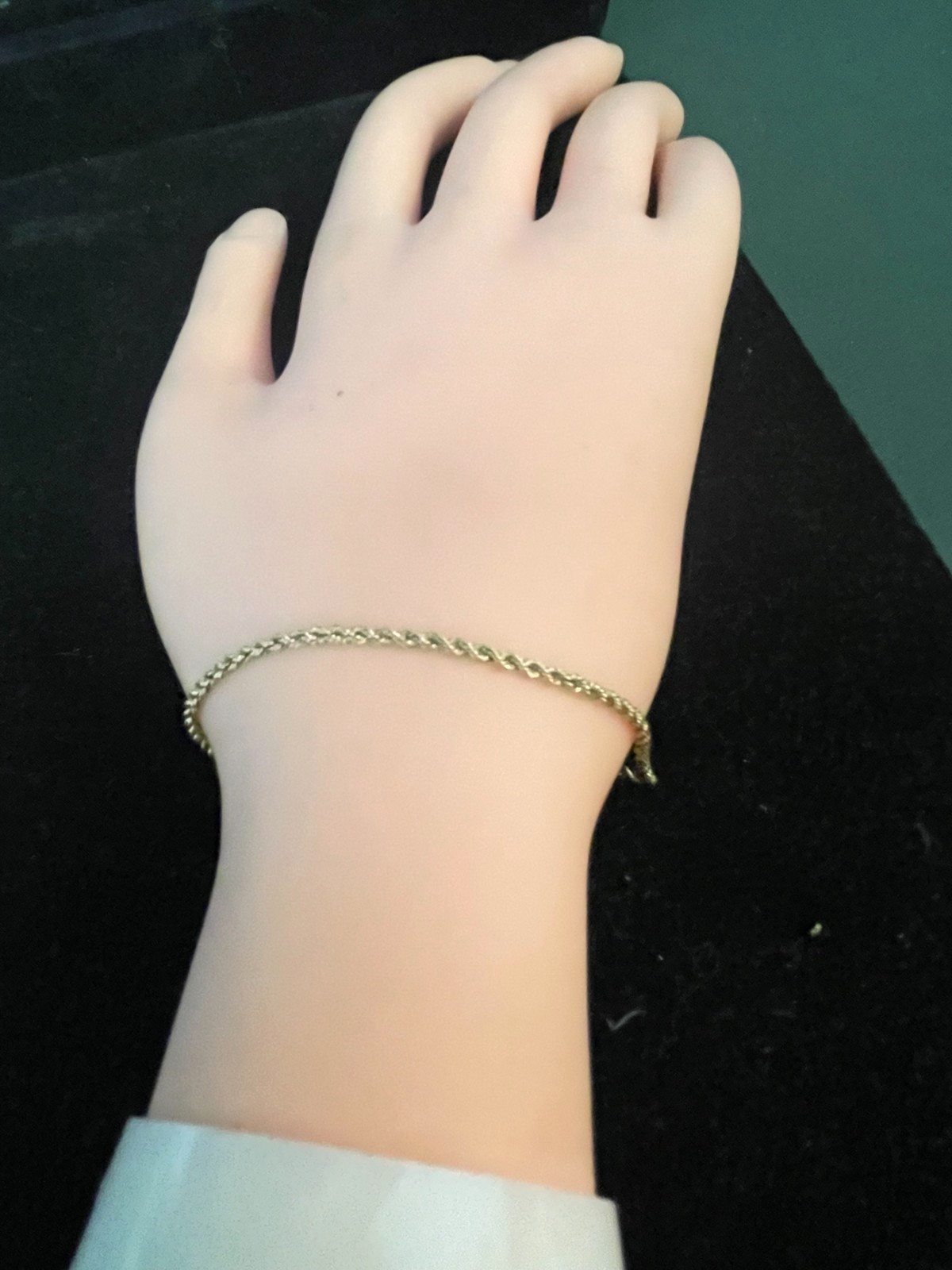 10K Solid Yellow Gold Necklace - image 2