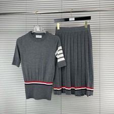 Thom Browne Round Neck Four-bar Pleated Skirts Two-piece Set