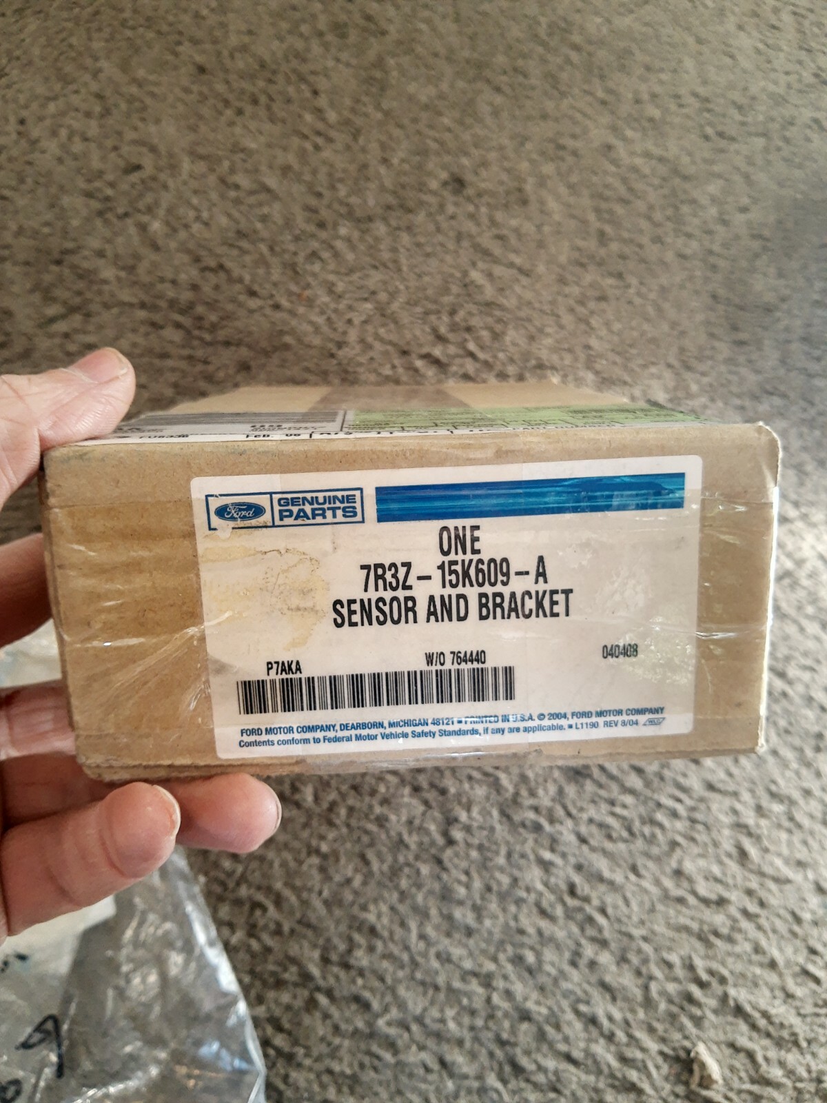 NOS New OEM Ford Sensor and Bracket Delphi Mustang # 7r3z-15k609