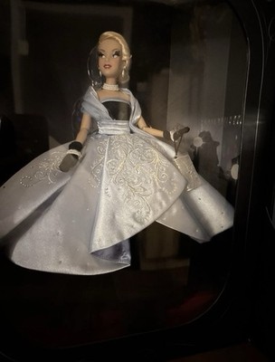 Disney Cinderella Premiere Limited Edition Puppe