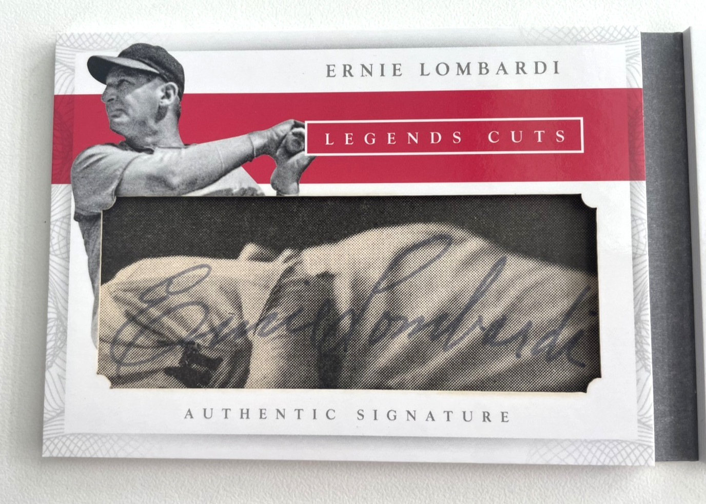 2016 Panini National Treasures Ernie Lombardi Cut Autograph Auto GU Bat Booklet view 2