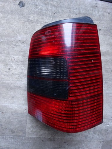 Golf III Kombi Rücklicht hinten rechts 1H9945112.