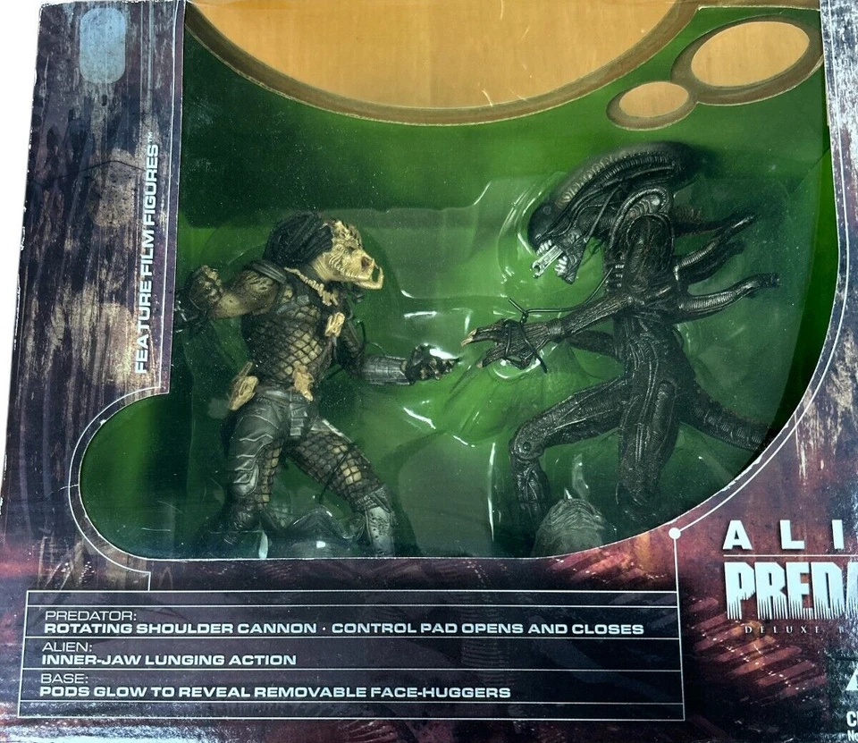 McFarlane Toys Alien and Predator Deluxe Set en Caja Movie Maniacs 5 NUEVO EN CAJA JB Foto 2 de 4