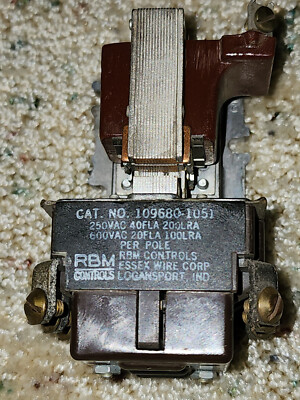 NEW RBM Essex 3 phase contactor Relay 90-152 24 VAC COIL 109680-1051 40 amp 250