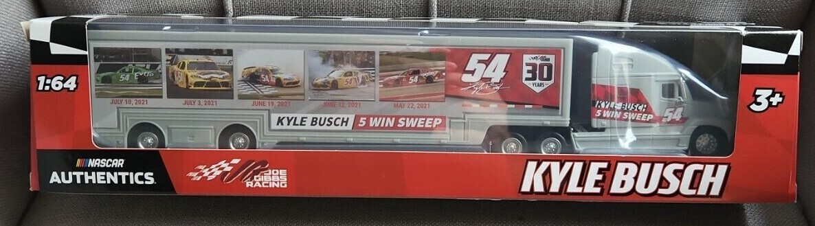 Kyle Busch 5 Win Xfinity Sweep 2022 1/64 Truck Hauler #54 NASCAR