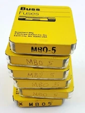 Lot of 28 Bussmann MBO5 Fast Acting 5 Amp 1/4" x 1-1/4" Ceramic Fuses Vintage