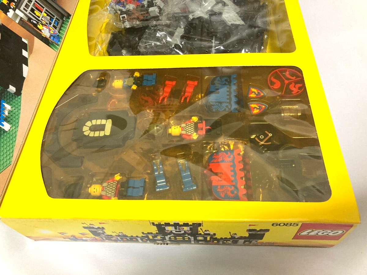 LEGO Castle 6085 Black Monarch's Castle Original Vintage MISB!! | eBay
