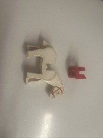 Lego Castle White Horse W/Yellow Lions Pattern Barding 2490px3 6081 +Extra Horse