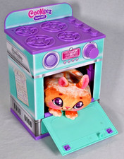 Cookeez Makery Sweet Treatz Oven w/ Interactive Wheatney Bunny Plush