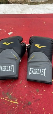 Nice Pair of Everlast Ever Shield Boxing Gloves in new condition