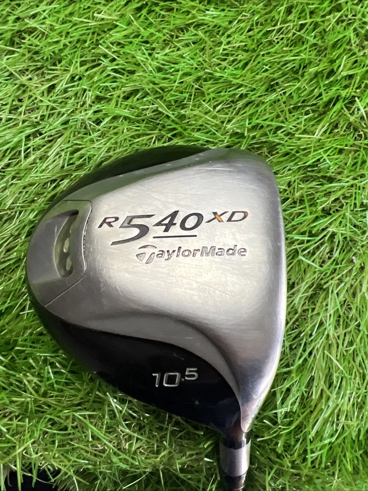 Driver TaylorMade R540 XD 10,5° RH YS-7 eixo rígido flexível 46" - Imagem 2 de 4