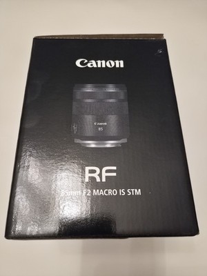 Canon RF 85mm f/2 Macro IS STM Medium Telephoto Lens - Mint