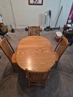 60"x42" (Expandable to 72"x42") Oval Dining Table with 4 chairs - Solid Oak Wood — photo 4