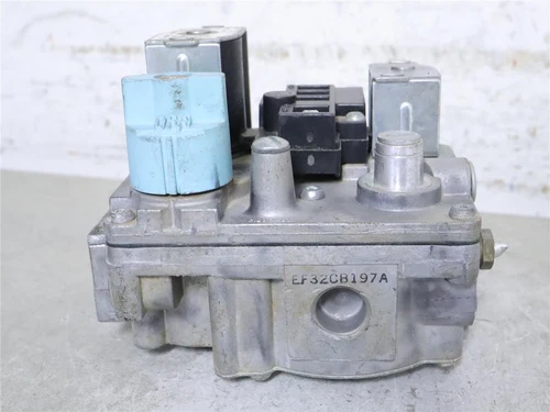 White Rodgers 36E93 301 HVAC Furnace Gas Valve Carrier p/n EF32CB197A
