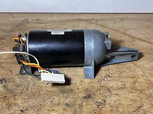 ISD1000 ACSR4 33916A 5449000 10203 Genie motor of garage Door assembly.