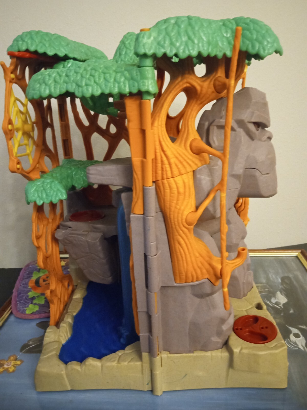 Fisher Price Imaginext Gorilla Mountain Jungle Playset Forest Foldable