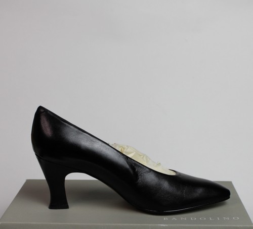 NEW in Box Bandolino Black Leather Amica Slip-On Heel Made in Spain Size 8M - Picture 4 of 9