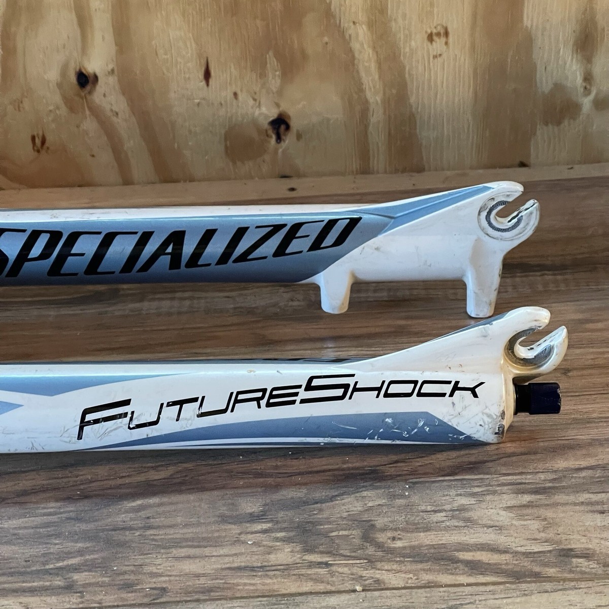 Specialized FutureShock Brain 26 MTB Fork 2008 120mm Tapered Specialized FutureShock Brain 26 MTB Fork 2008 120mm Tapered