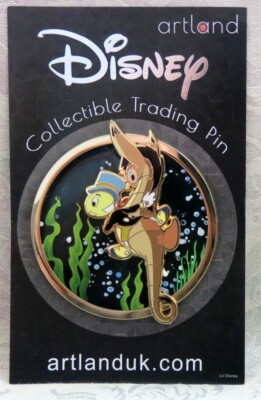 DISNEY ARTLAND JIMINY CRICKET ON SEAHORSE LE 200 JUMBO PIN ON GLASS PINOCCHIO