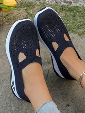 Women's Slip On Walking Shoes Breathable Mesh Lightweight Comfort Sneakers