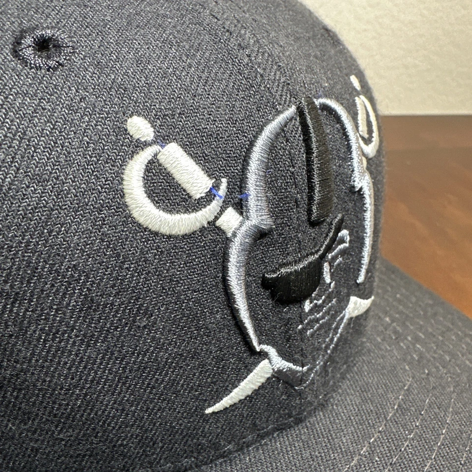 De colección Años 90 Oakland Raiders Snapback Nueva Era NFL Trace Hat Muy Raro Nuevo Con Etiquetas Foto 3 de 4