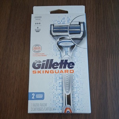 Gillette Skinguard  Men's Razor Handle incl. 2 Cartridge for Sensitive Skin