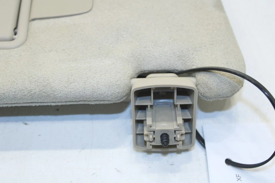 Parasol delantero derecho Jaguar XF Portfolio 5,0 L 10-15 con espejo retrovisor iluminado Foto 3 de 4