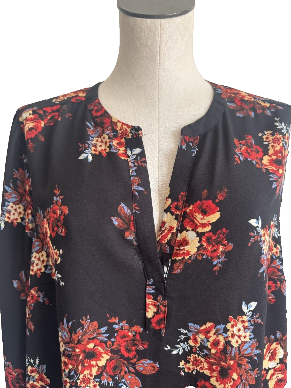 Daniel Rainn Top Size Large Black Floral Split Neck Blouse Tunic