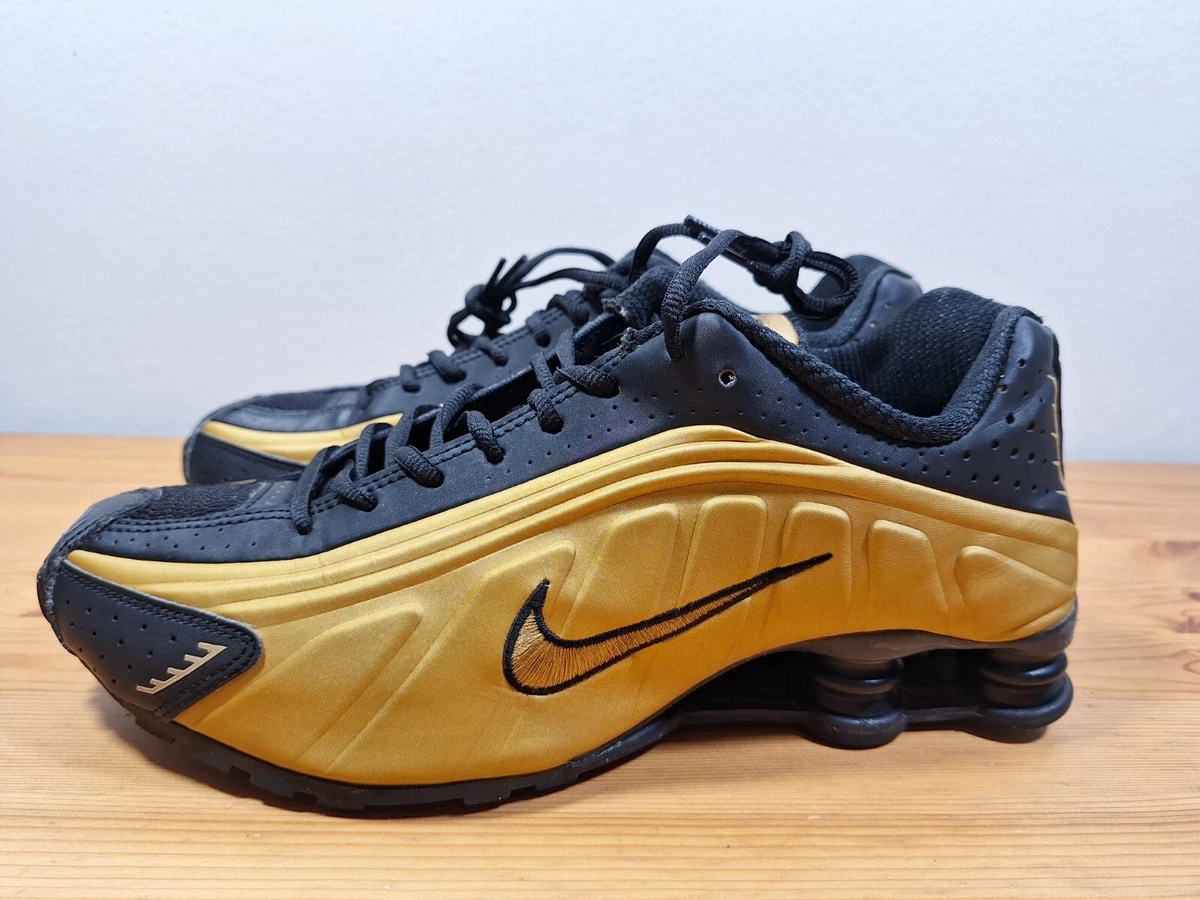 Nike shox 2025 r4 soldes
