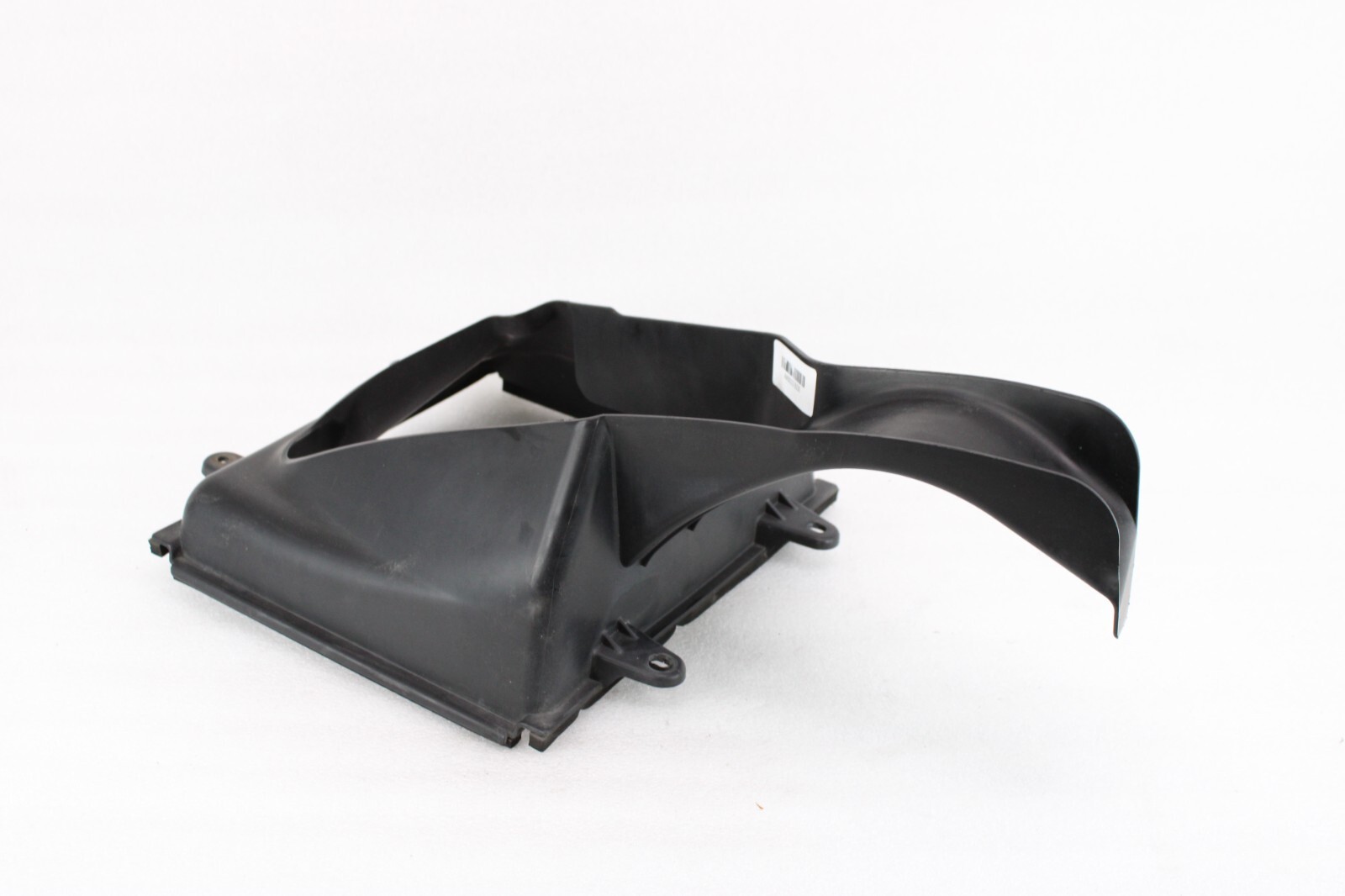 2014-2020 Maserati Ghibli RWD Front Right Bumper Cooler Cowl Air Guide Cover OEM