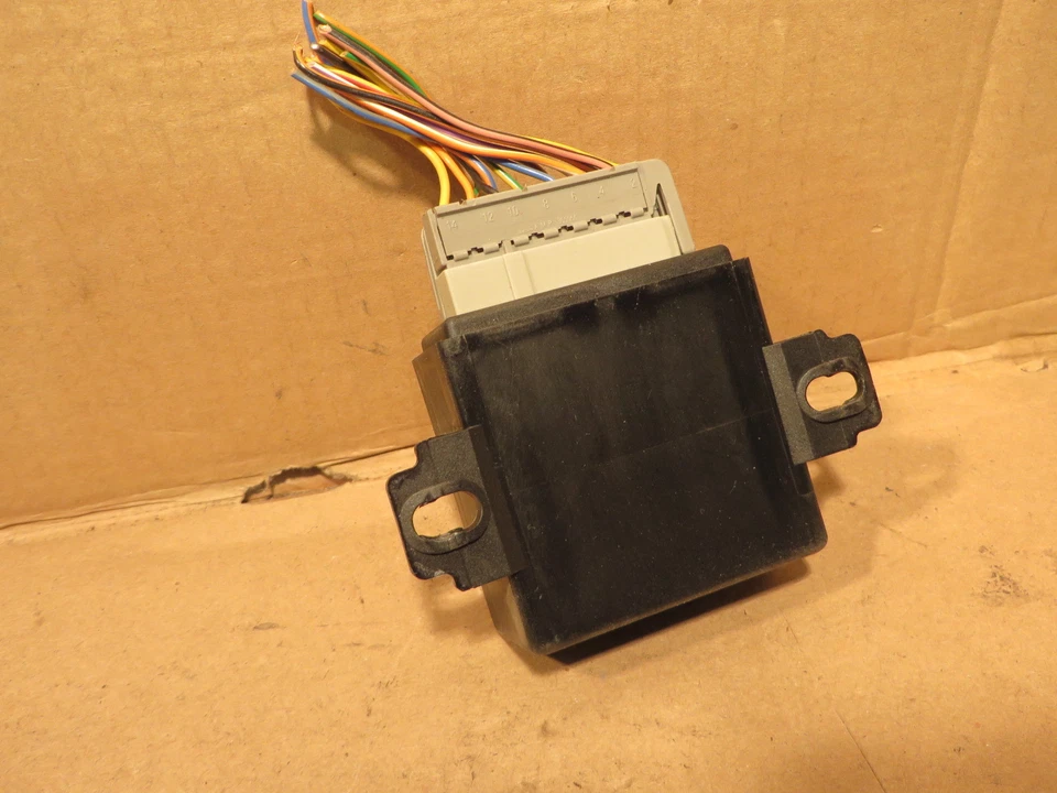 Volvo 960 92 1992 módulo de control de crucero OE # 9130207 Foto 2 de 3