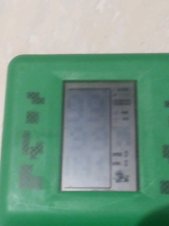 RARE BRICK GAME BEN 10 QX 1132 - Bild 3 von 4