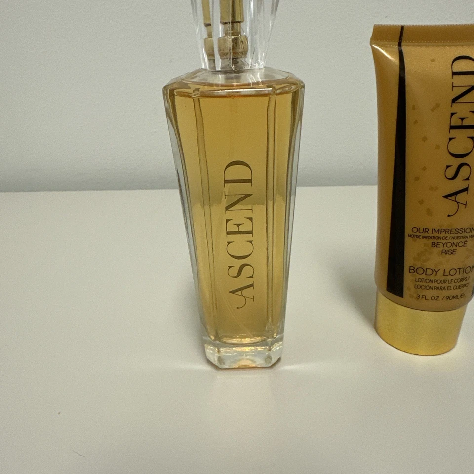 Perfume feminino ASCEND / RISE por BEYONCE - Frasco grande e loção - Imagem 3 de 4