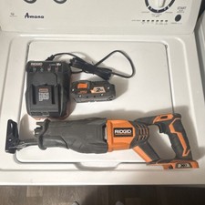 RIDGID R8641 18V Reciprocating Saw Set 2Ah Li-Ion Battery & Charger Included