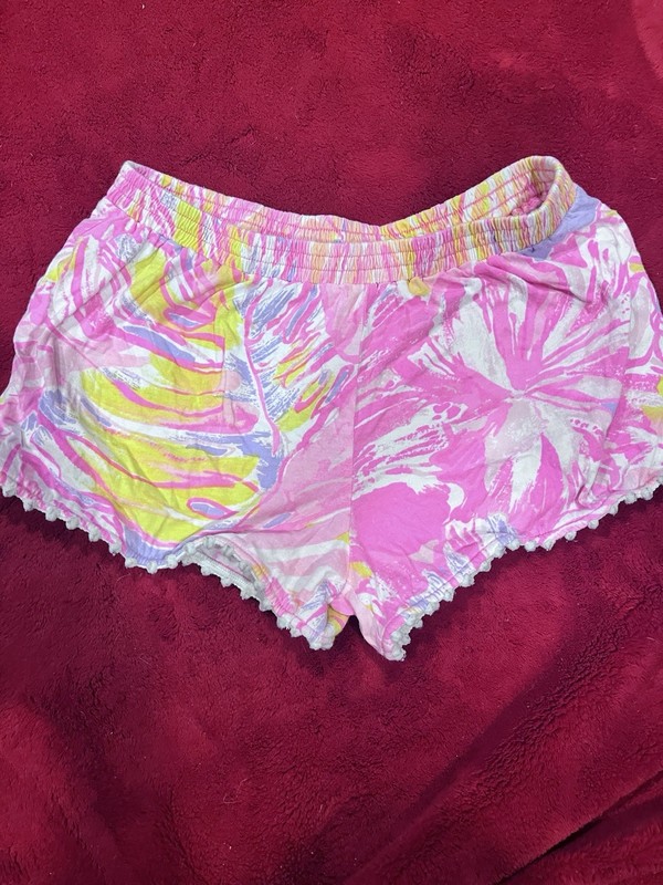 Lilly Pulitzer Girls L (8-10) Shorts With Pom-Poms