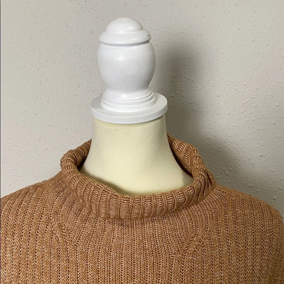 Suéter de cuello alto tejido acanalado marrón camel Elizabeth & James para mujer talla M Foto 4 de 4