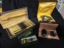 LOT DE COFFRETS ANCIENS COUVERTS  METAL ARGENTE